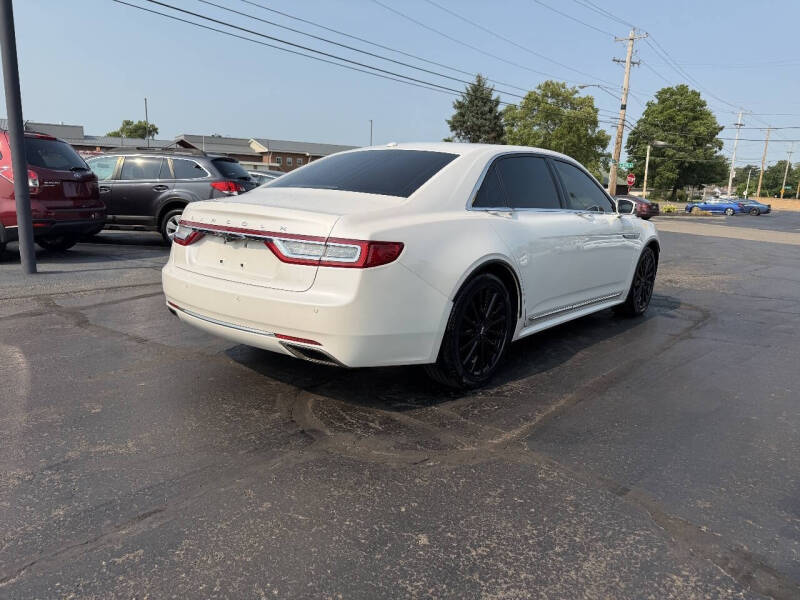 2017 Lincoln Continental Select