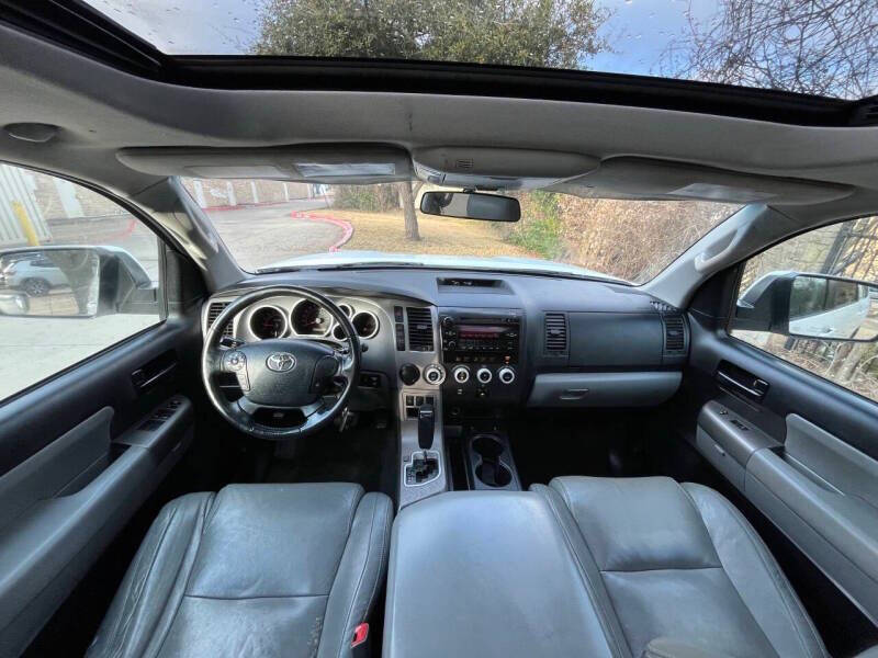 2012 Toyota Sequoia SR5