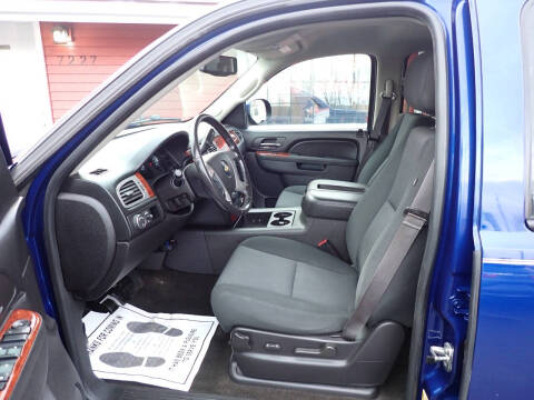 2013 Chevrolet Avalanche LS Black Diamond