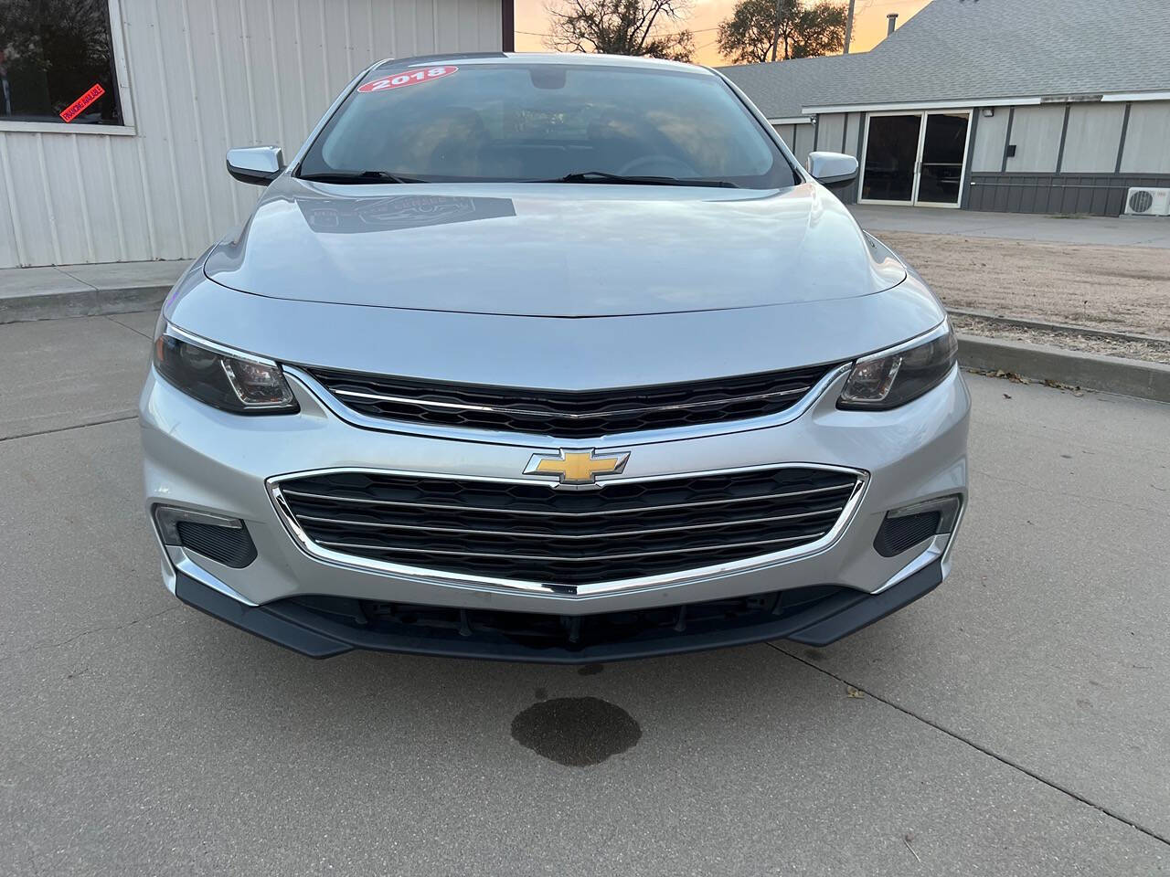 2018 Chevrolet Malibu for sale at AUTO CENTER LLC in Garden City, KS