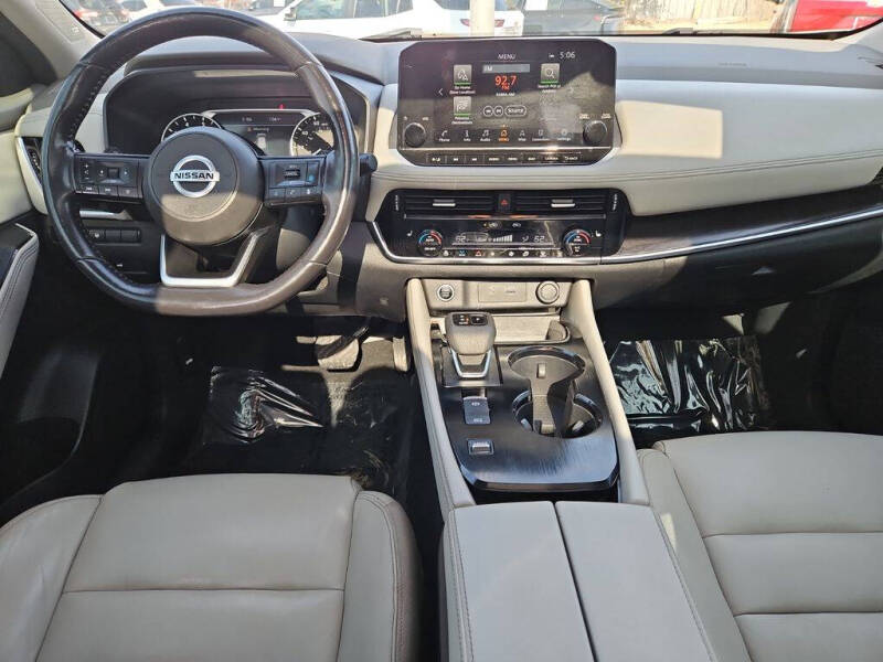 2021 Nissan Rogue SL