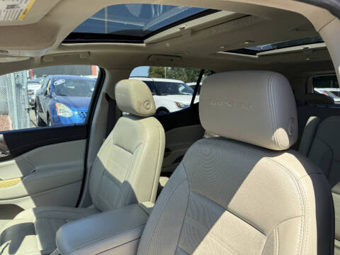 2019 GMC Acadia Denali