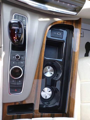 2024 Cadillac Escalade ESV Sport Platinum