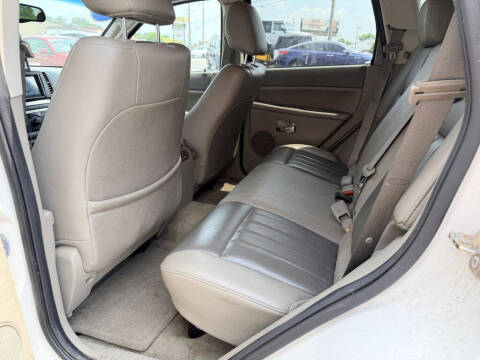 2006 Jeep Grand Cherokee Laredo