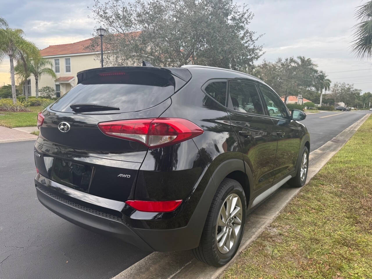 2018 Hyundai TUCSON for sale at LP AUTO SALES in Naples, FL