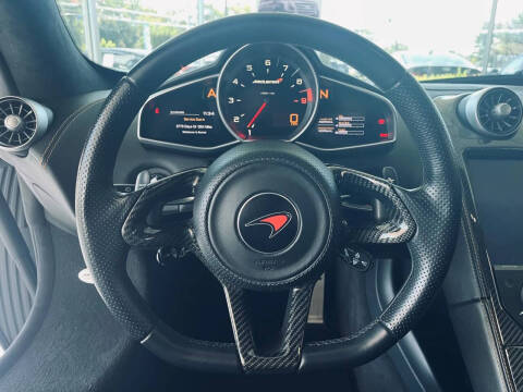 2012 McLaren MP4-12C