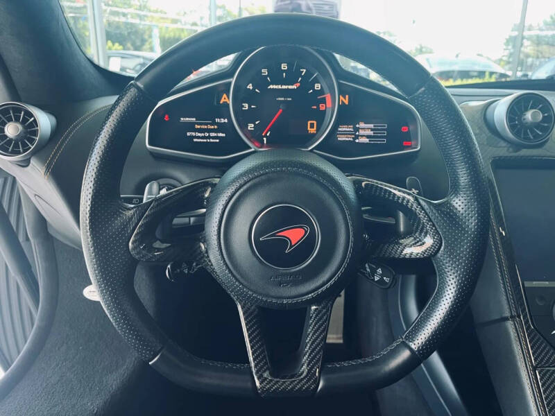 2012 McLaren MP4-12C