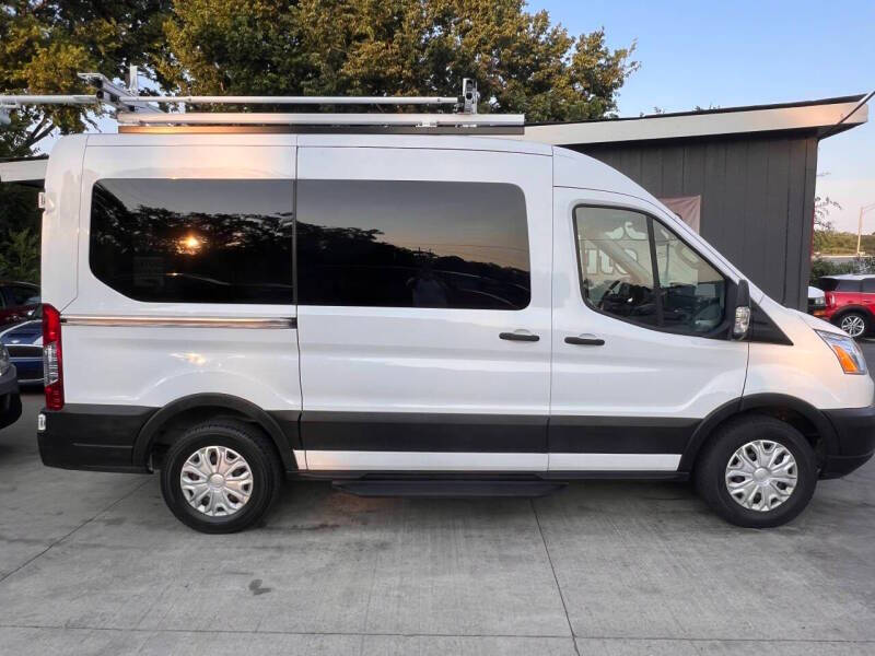 2019 Ford Transit 150 XLT