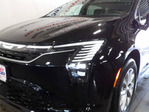 2027 Chrysler Pacifica Select