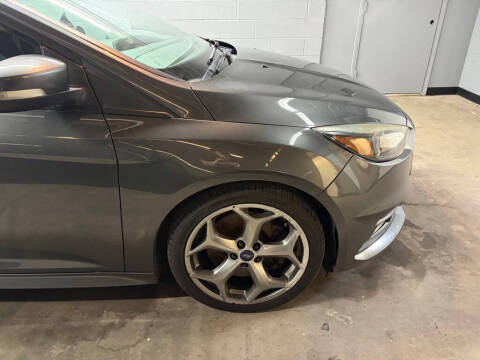 2017 Ford Focus ST