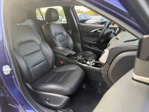 2018 Infiniti QX30 Premium