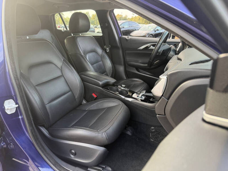 2018 Infiniti QX30 Premium