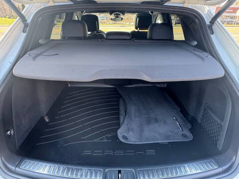 2017 Porsche Macan S