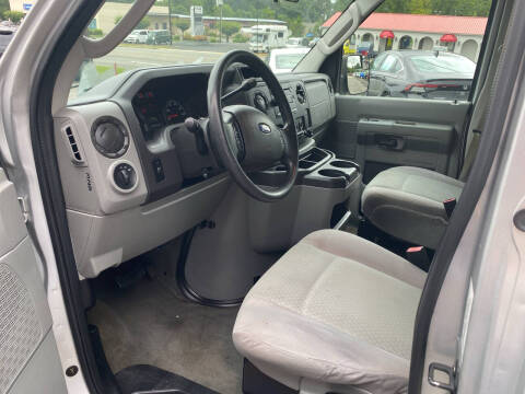 2011 Ford E-Series E-350 SD XL