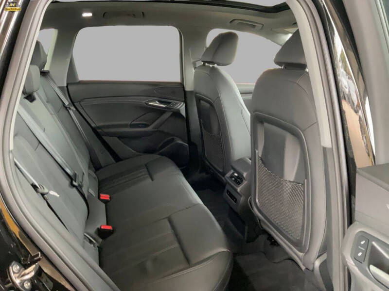 2025 Audi Q6 e-tron Premium