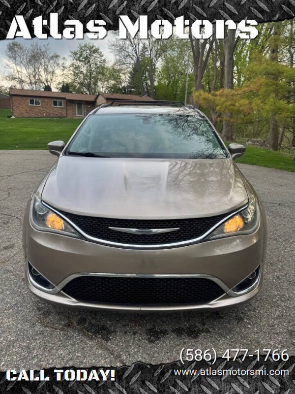 2017 Chrysler Pacifica Touring-L