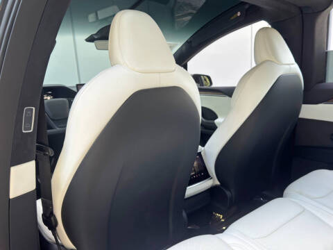 2022 Tesla Model X
