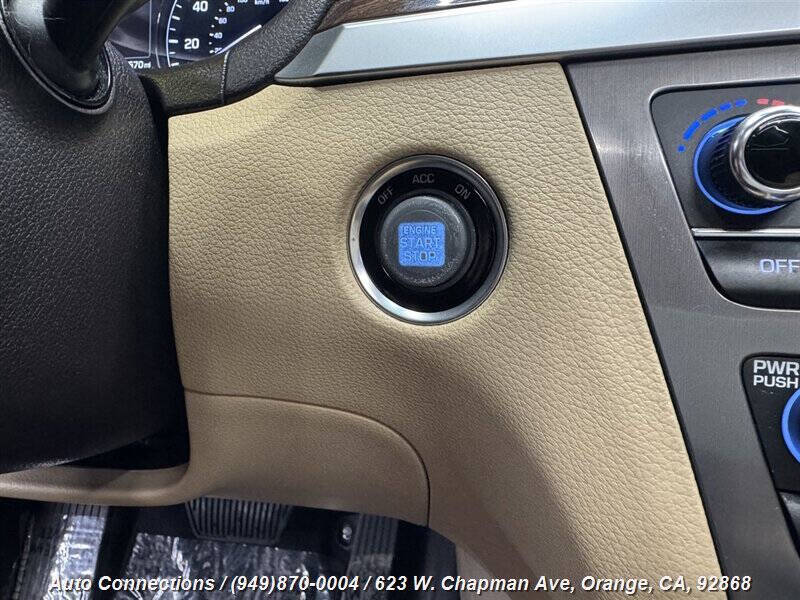 2015 Hyundai Genesis