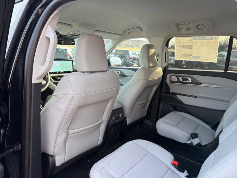 2026 Ford Explorer Platinum