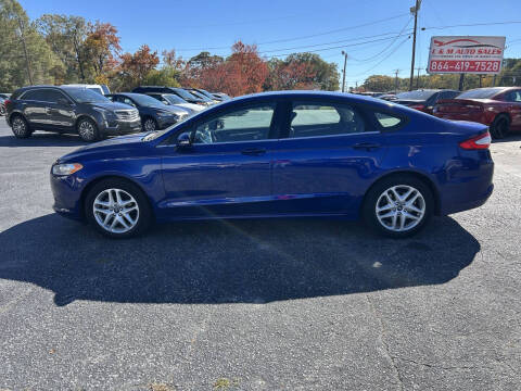 2013 Ford Fusion SE