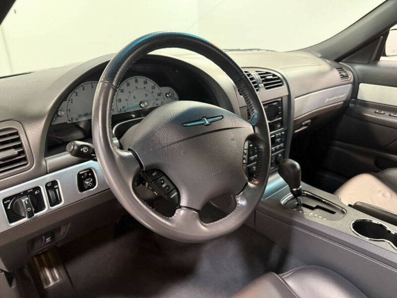 2002 Ford Thunderbird Deluxe