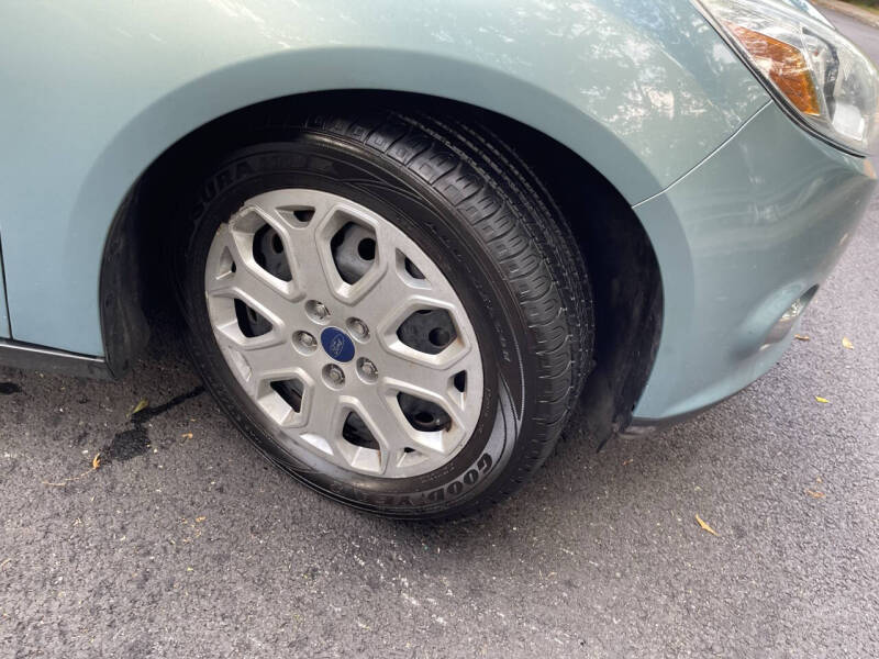 2012 Ford Focus SE