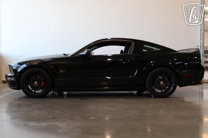 2005 Ford Mustang