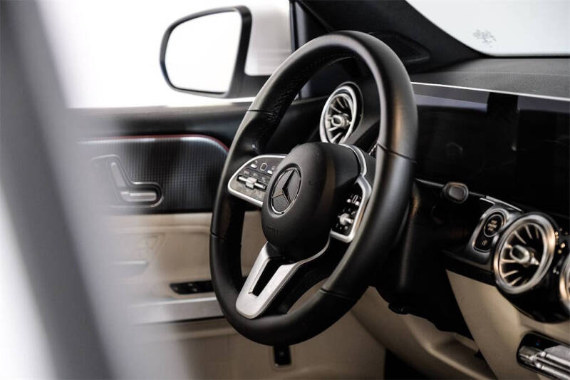 2021 Mercedes-Benz GLB GLB 250