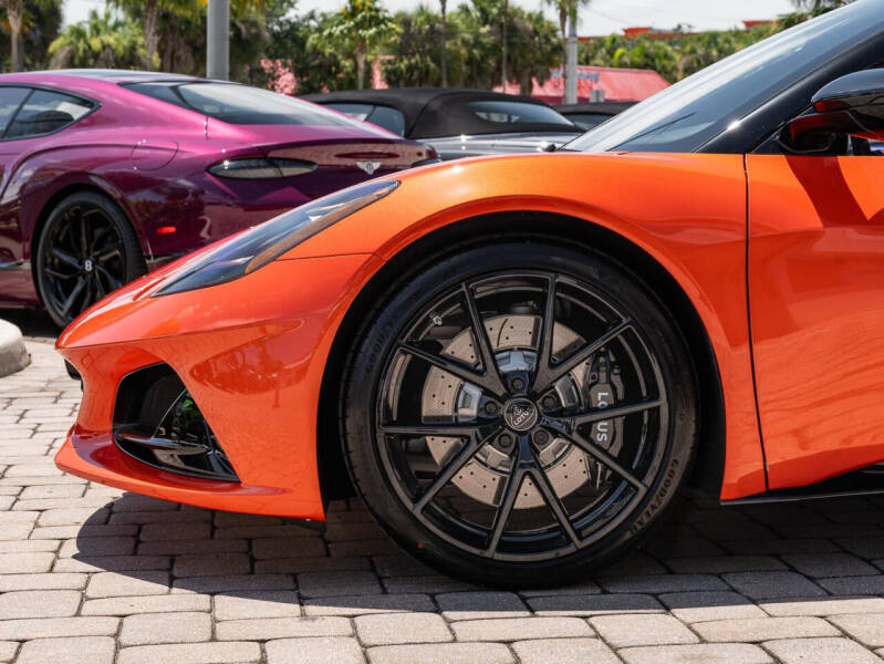 2026 Lotus Emira Turbo SE