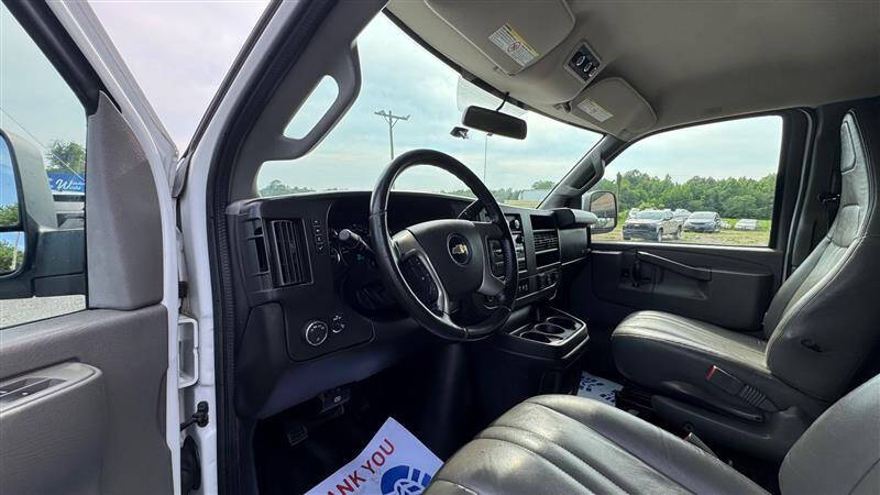 2017 Chevrolet Express LS 2500
