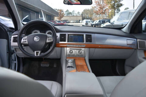 2009 Jaguar XF Luxury