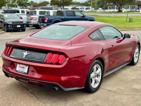 2016 Ford Mustang V6