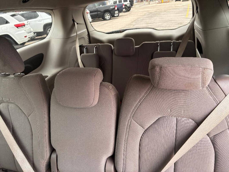 2019 Chrysler Pacifica LX