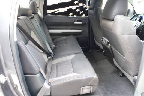 2015 Toyota Tundra SR5