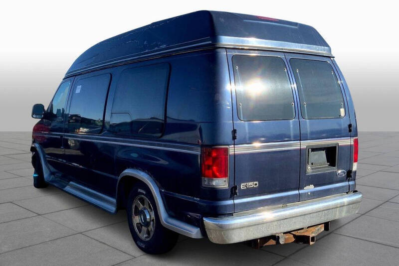 2005 Ford E-Series E-150