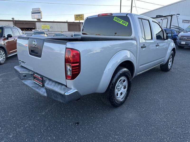 2012 Nissan Frontier S