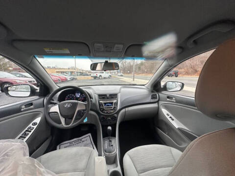 2015 Hyundai Accent GLS