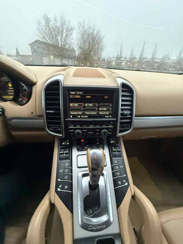 2011 Porsche Cayenne S