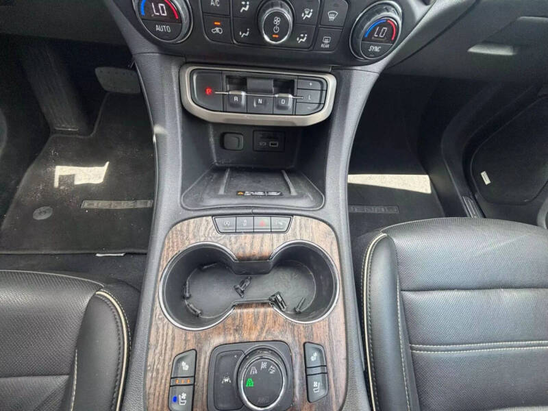 2021 GMC Acadia Denali