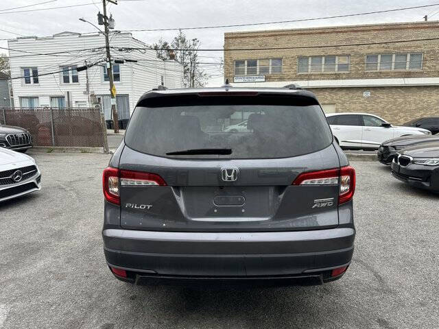 2022 Honda Pilot SE