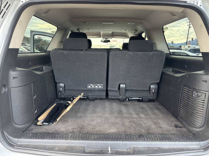 2013 Chevrolet Suburban LS