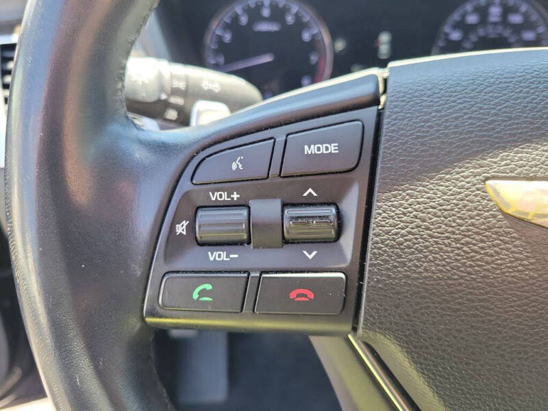 2015 Hyundai Genesis