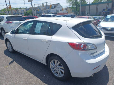 2013 Mazda MAZDA3 i Touring