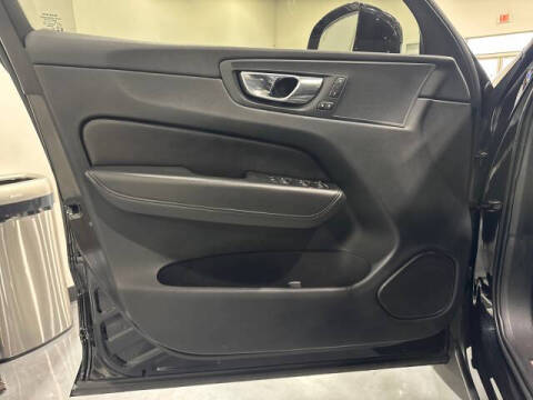 2023 Volvo XC60 B5 Core