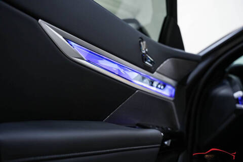 2025 BMW 7 Series 740i