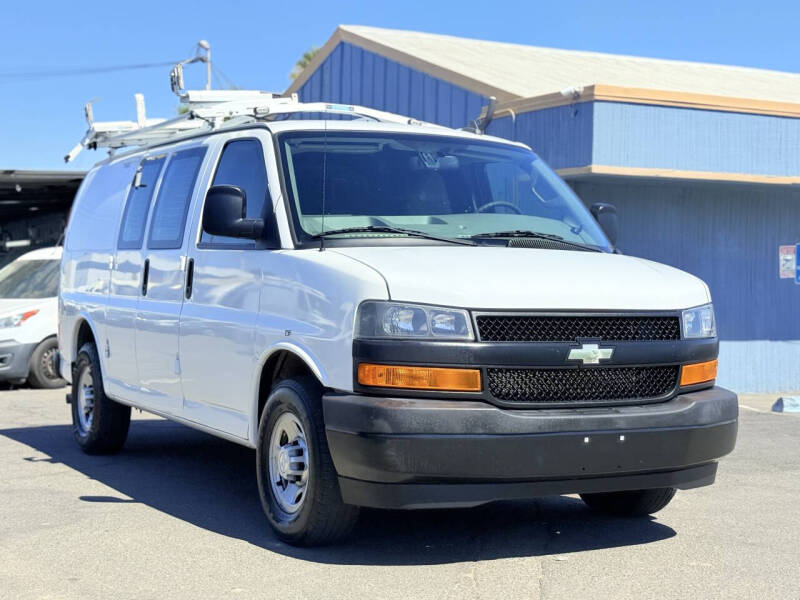 2018 Chevrolet Express 2500