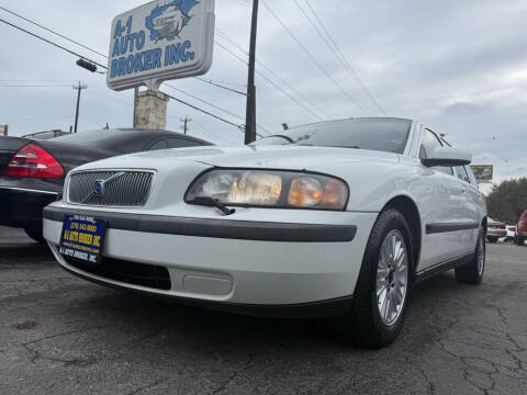 2004 Volvo V70 2.4