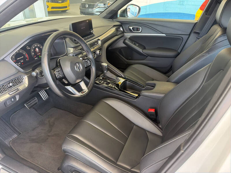 2023 Acura Integra w/A-SPEC