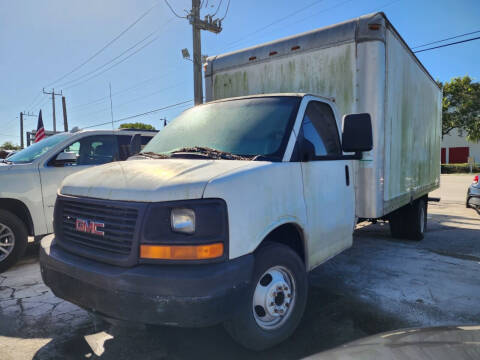 2005 GMC Savana for sale at Kosher Motors in Hollywood FL