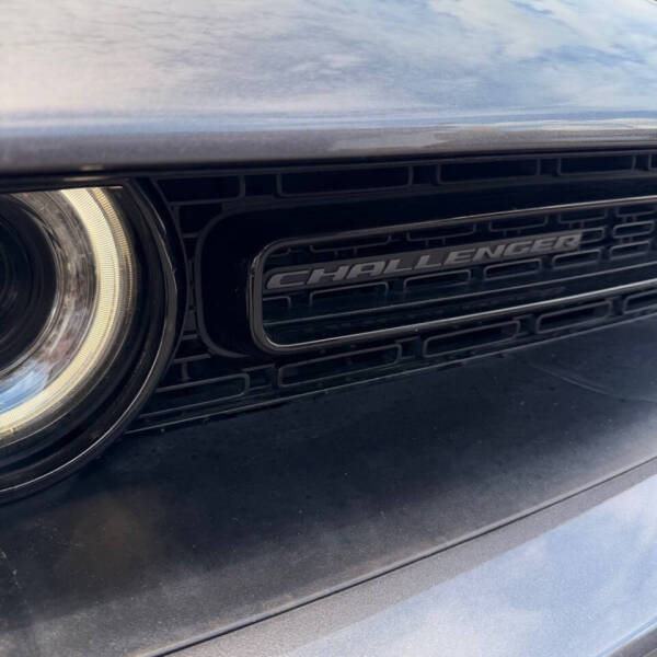 2017 Dodge Challenger SXT
